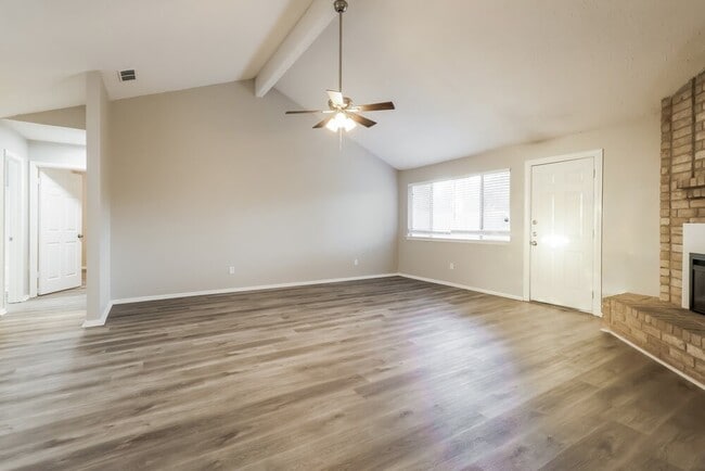 Photo - 7411 Skylight Ln