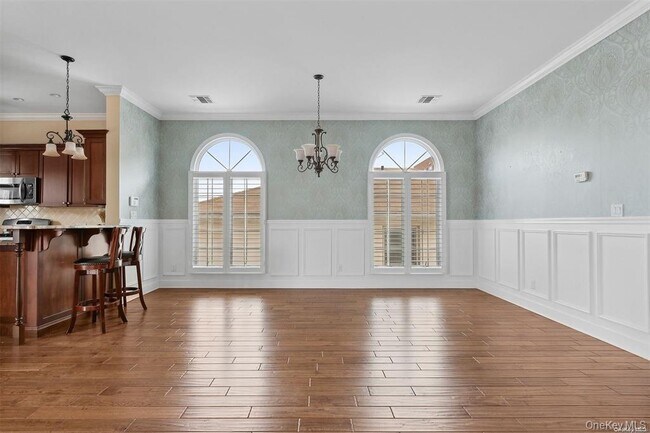 Photo - 434 E Broadway Unit A