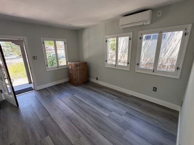 Photo - 92 S Sunnyslope Ave
