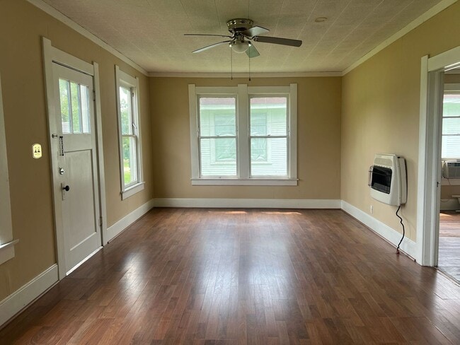 Photo - 285 Adams St