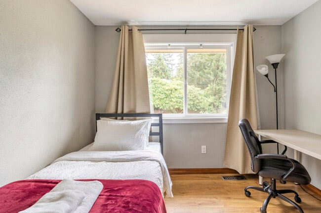 Photo - 1803 N 200th St