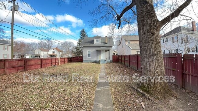 Photo - 20 Franklin St