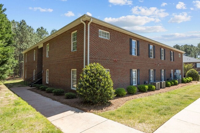 Photo - FULLY FURNISHED EXCLUSIVE SHORT AND MIDTERM RENTAL ONLY!