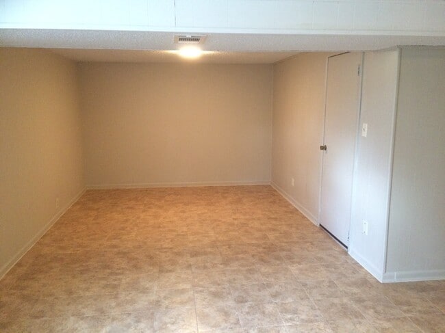 Photo - 4608 Valley Ln