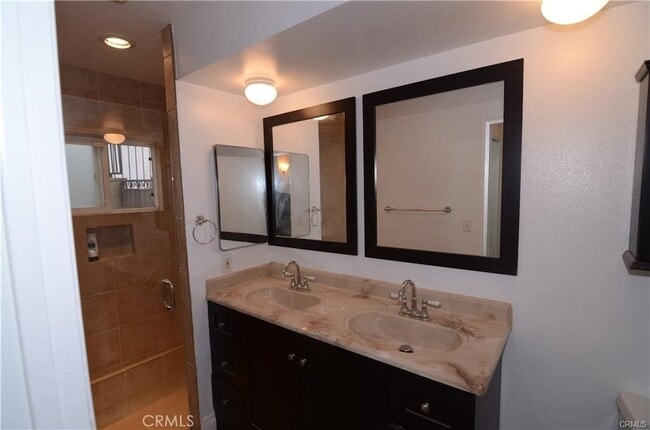 Photo - 302 Briar Creek Rd