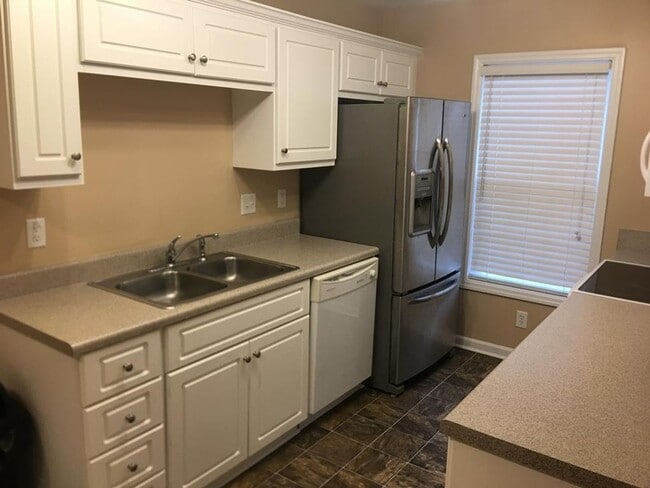 Photo - 6005 Sanibel Dr