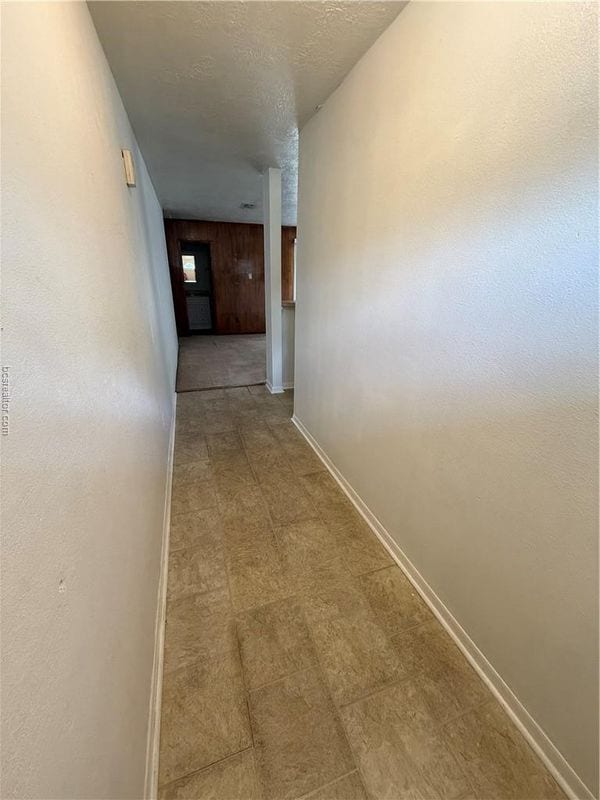 Photo - 814 Yegua St