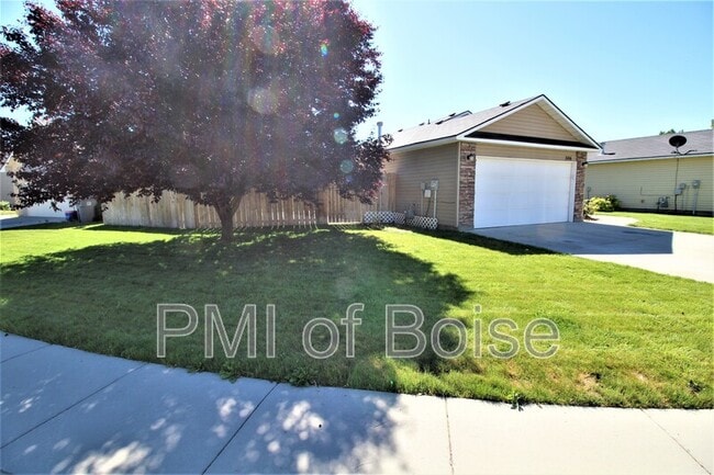 Photo - 306 Pietra Way