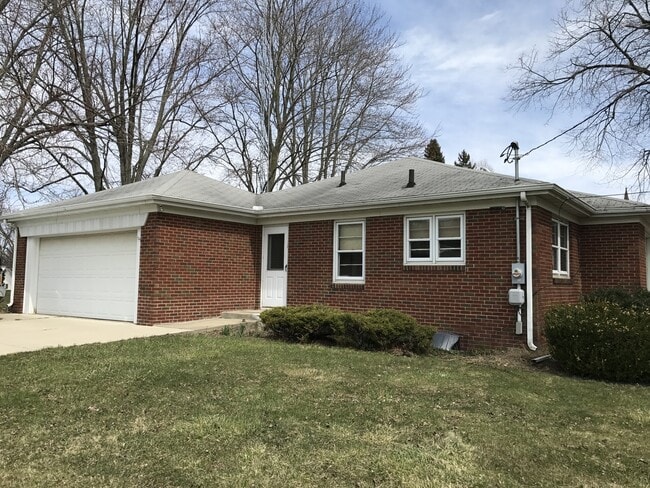 Photo - 3 bed 1.5 bath home in Coloma!