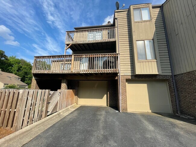 Photo - 2425 Cypress Ct