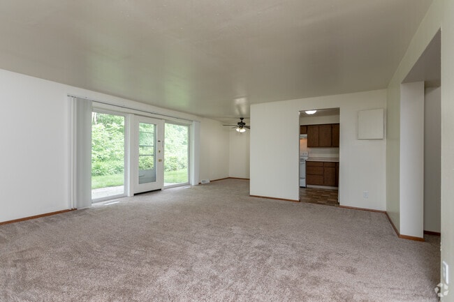 Photo - Surrey Ridge Apartments