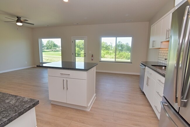 Photo - 29 Crosby Park Dr