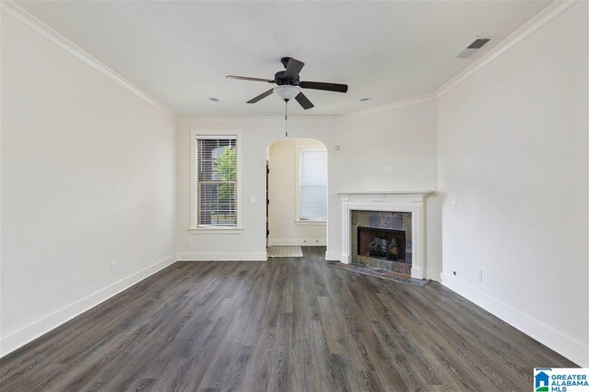 Photo - 608 Flag Cir