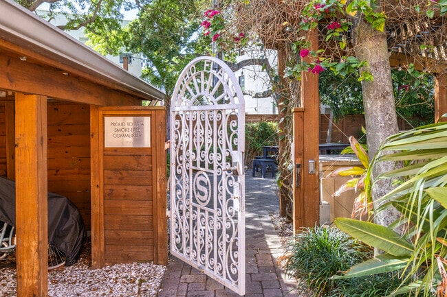 Photo - Bayshore Palms at Soho