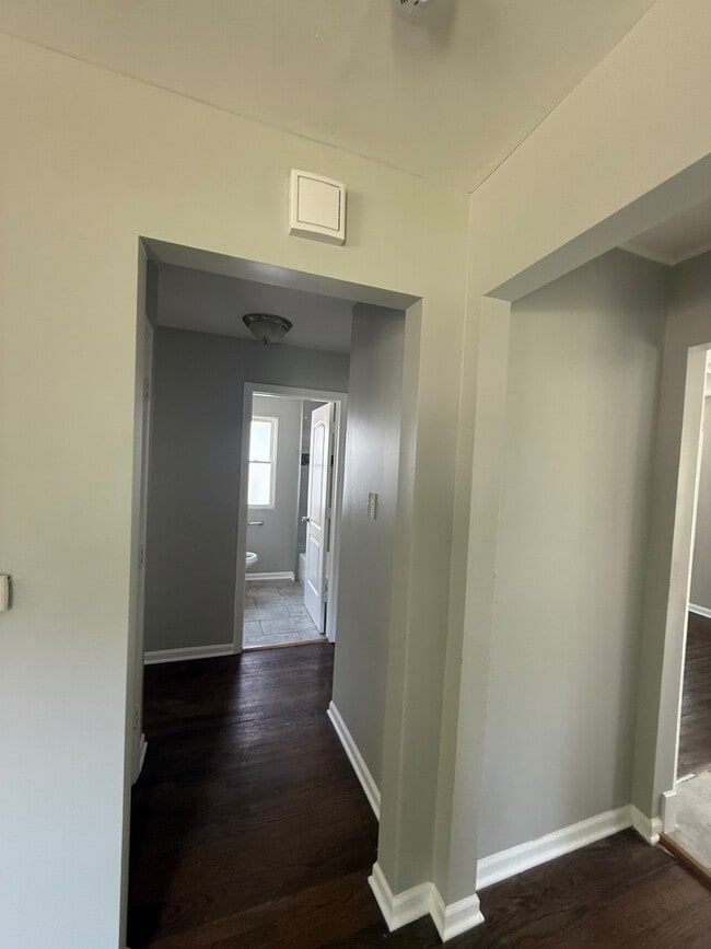Photo - 16963 Shea Ave