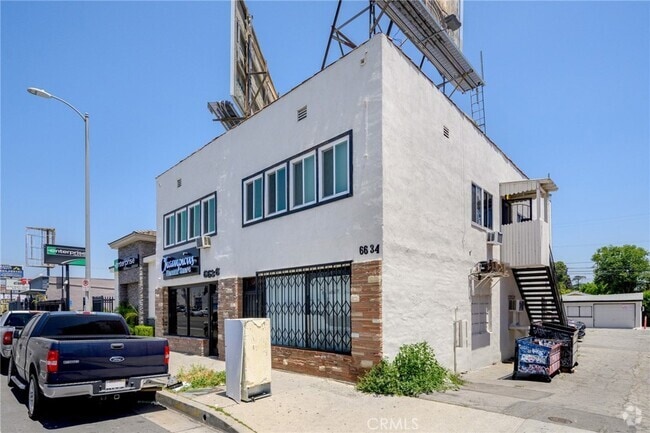 Building Photo - 6634 Lankershim Blvd Unit C-C Rental