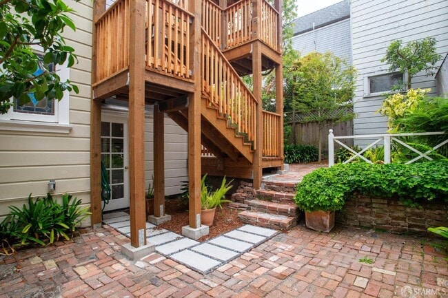 Photo - 190 Arguello Blvd