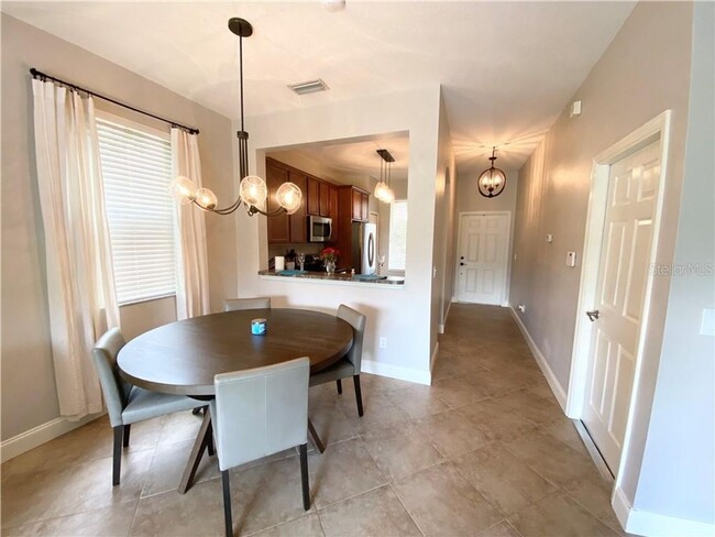 Photo - SUPER LOCATION FOR THIS 2 story 3 bdrm TOWNHOUSE!!