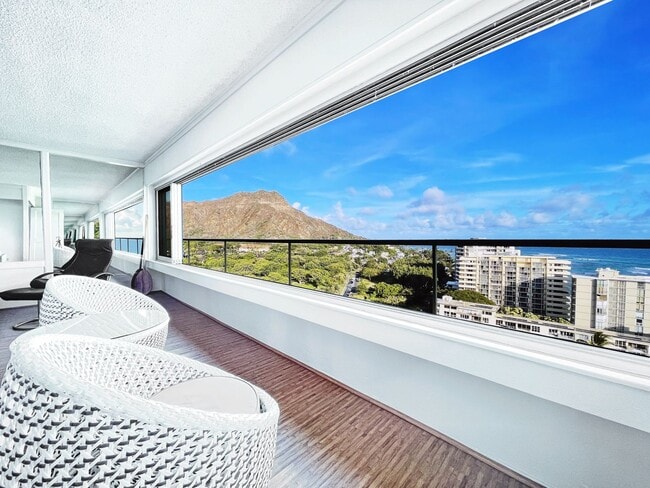 Photo - Ocean Front, Gold Coast, Furnished Condo with Direct Ocean Views! Unidad 1809