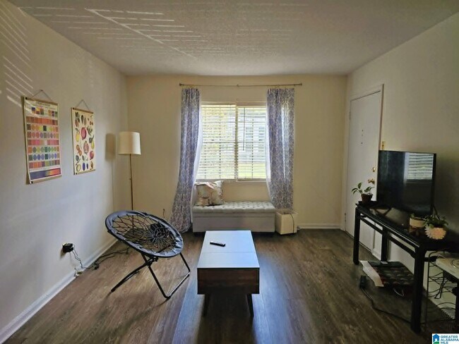 Photo - 3449 Sandner Ct Unidad D