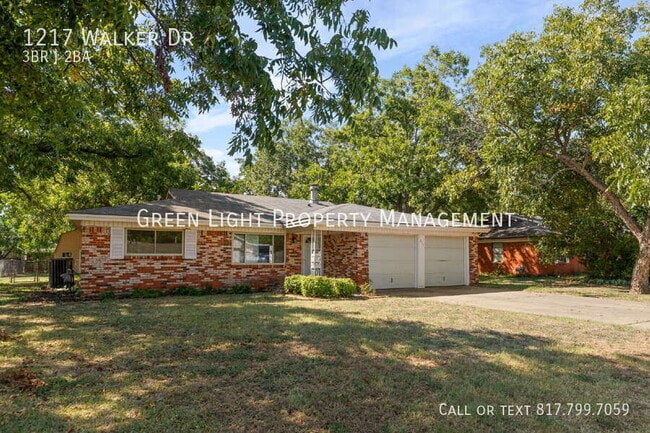 Photo - 1217 Walker Dr