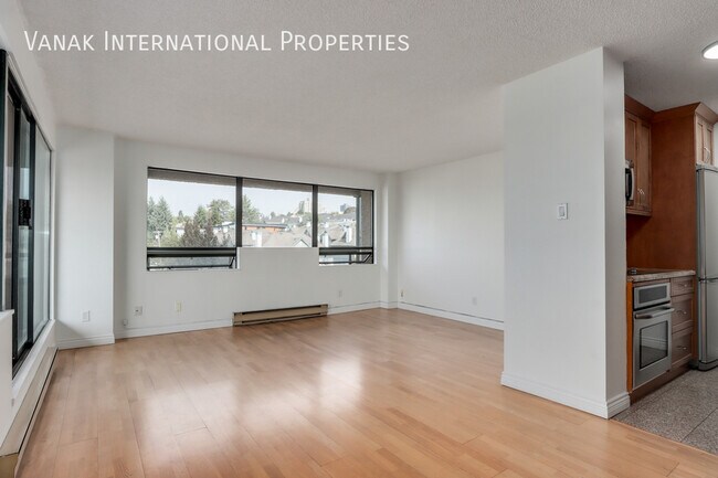 Photo - 2 Bed, 2 Bath Condo + Views, Parking & Amenities (New Westminster) Unit 701