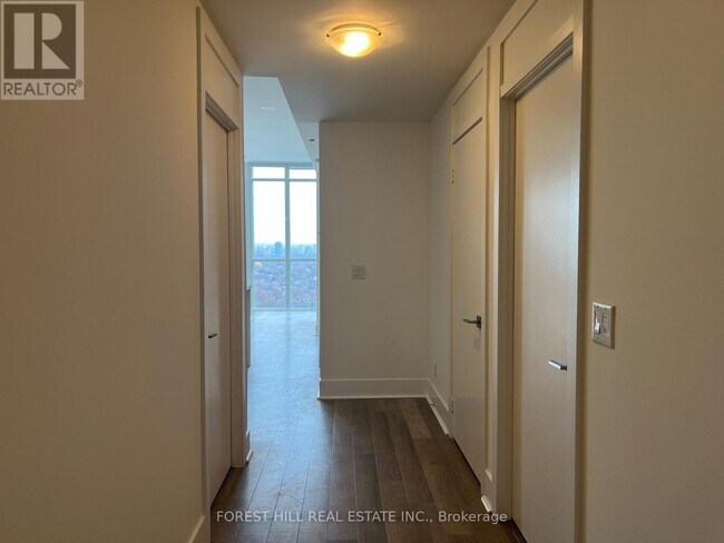 Photo - 32 Davenport Rd Unit 2105