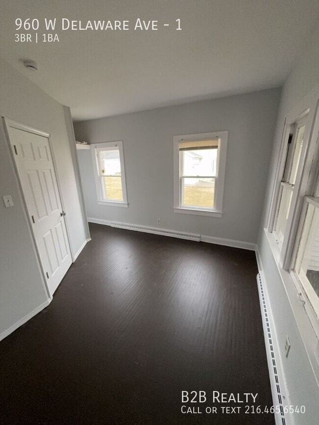 Photo - 960 W Delaware Ave Unit 1
