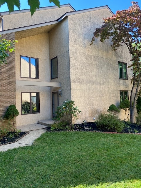 Photo - 111 Falcon Ln