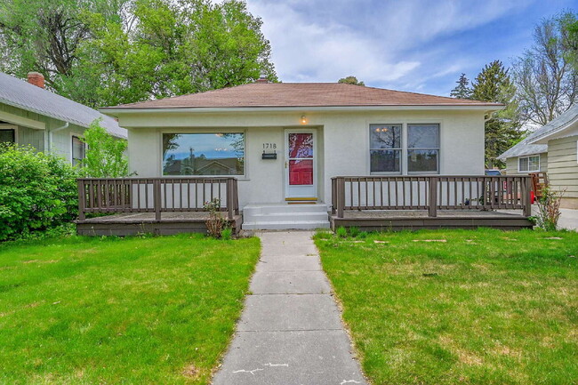 $2,300.00 - 2 Beds, 1 Bath, Single Family ... - $2,300.00 - 2 Beds, 1 Bath, Single Family ... Apartment
