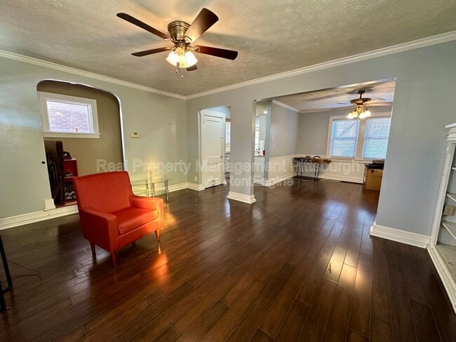 Photo - 711 Norwich Ave