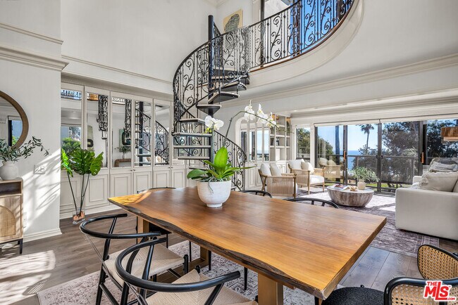 Photo - 833 Ocean Ave Unidad 301