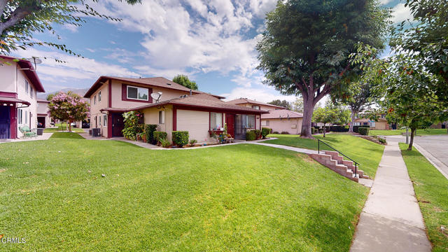 Photo - 1125 W Calle Del Sol Townhome