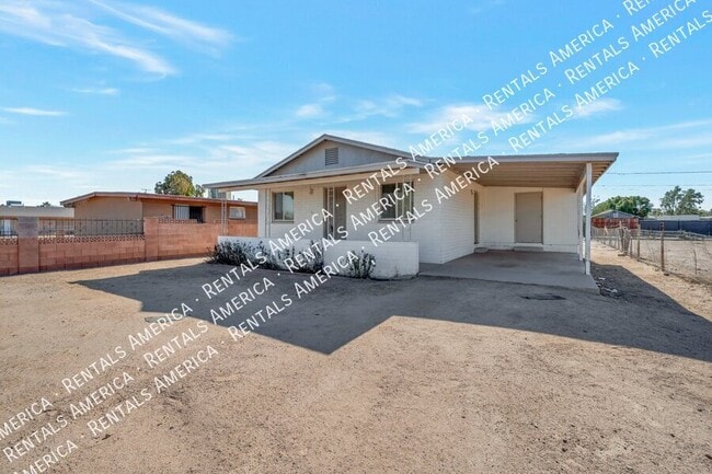 Photo - 311 W Bealey Ave