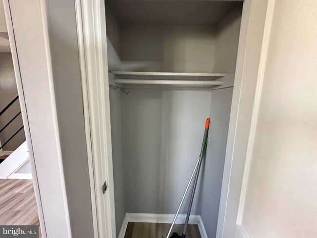 Photo - 2627 Colebrooke Dr