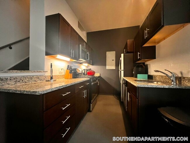 Photo - 160 E Berkeley St Unit 514