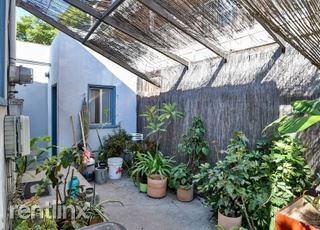 Photo - 1 br, 1 bath House - 2607 E 11th St