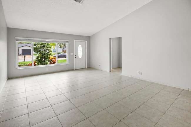 Photo - 22493 SW 56th Ave