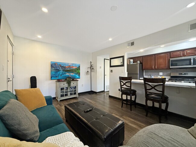 Building Photo - 2650 Birney Pl SE Unit 103