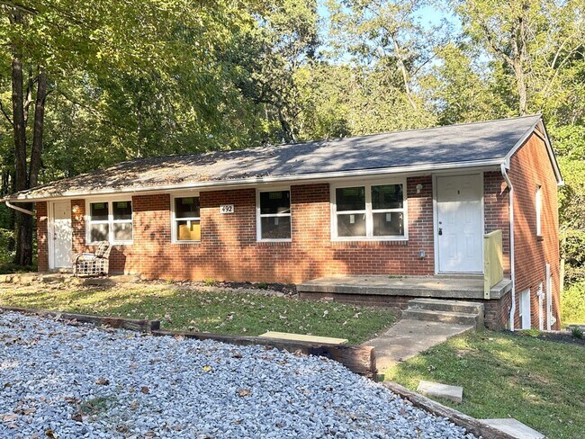 Photo - 492 Oak St Unit B