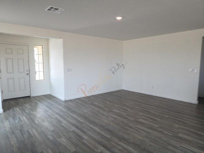 Photo - 3417 E Ames Ave