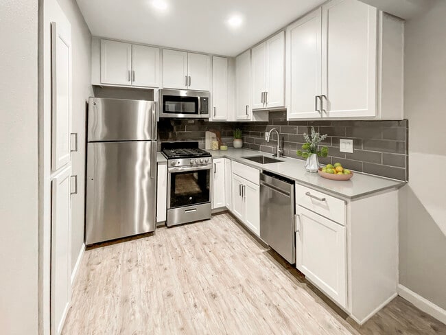 Photo - Hyde Park Place