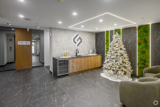 Lobby - G4  - Westrich Group of Properties