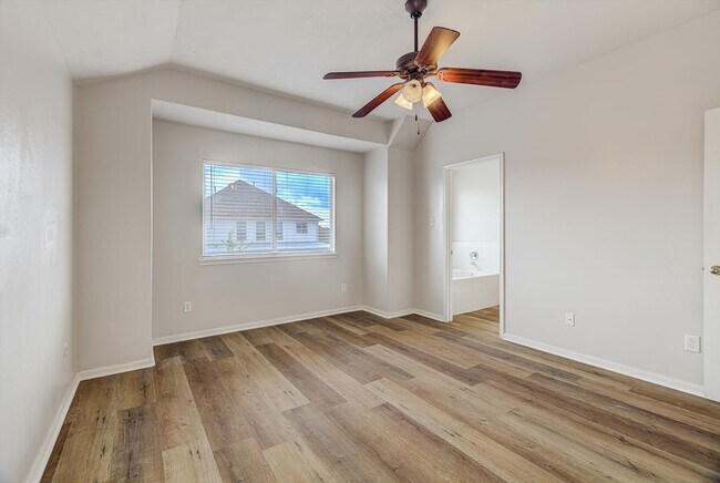 Photo - 13983 Maximos Dr