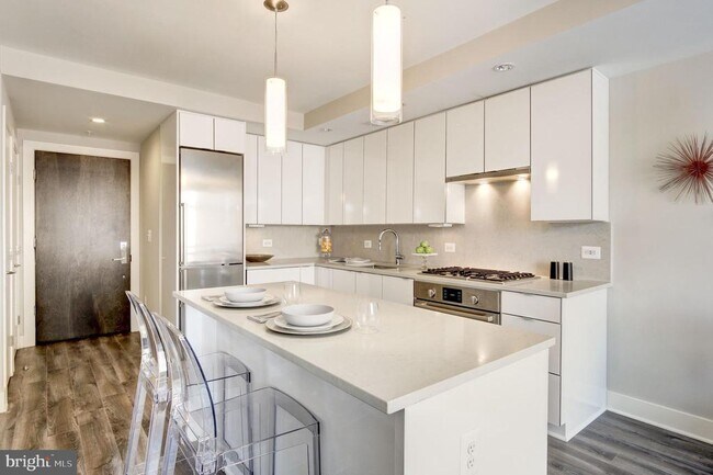 Photo - 1311 13th St NW Unit 402