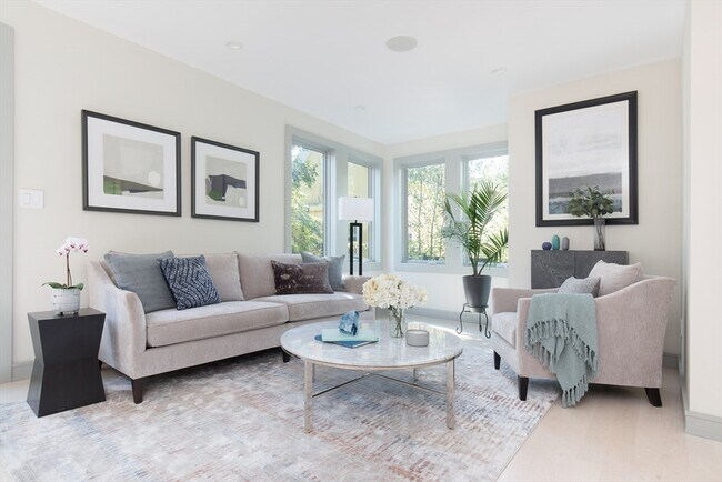 Photo - 56 JFK St Unit 2