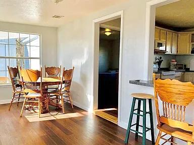 Photo - 211 W Madison St