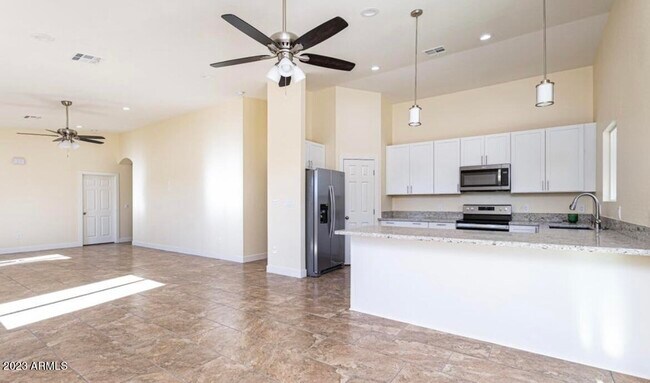 Photo - 411 N Central Ave