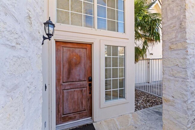 Photo - 3203 Tom Green St