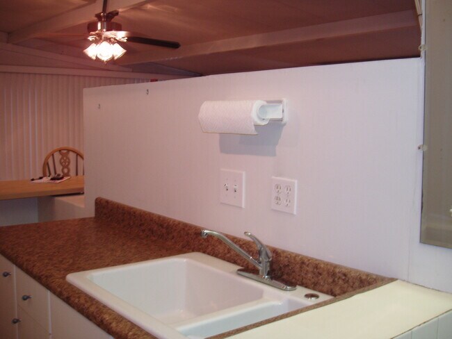 Building Photo - 463 S Fig Tree Ln Rental